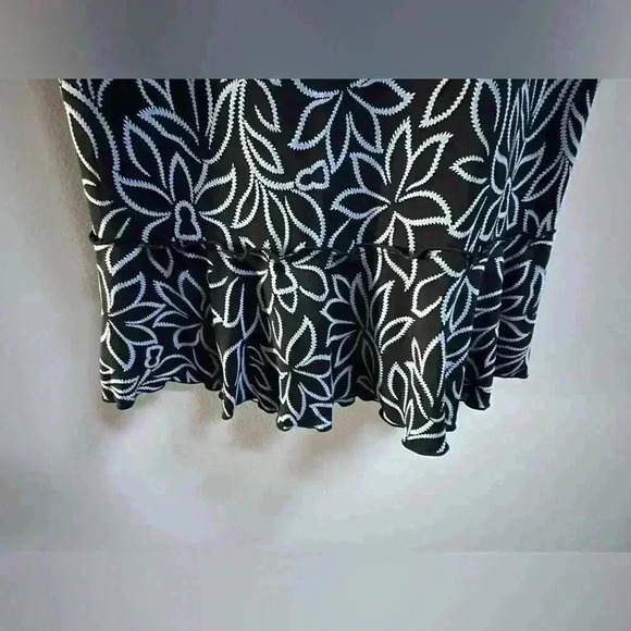 GVC | Vintage Y2K Black StudioM Midi Dress w/ Blue Flowers | Size Medium - Picture 5 of 8